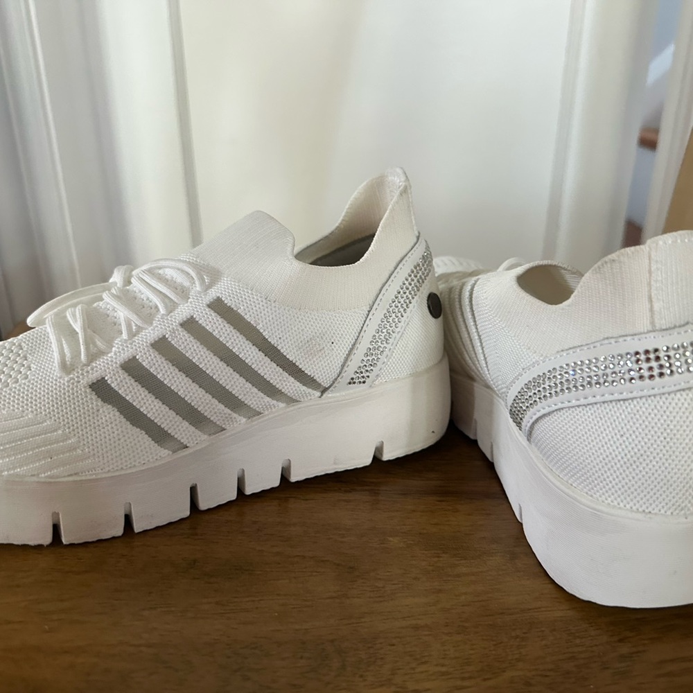 bernie mev. White and Silver Sneakers